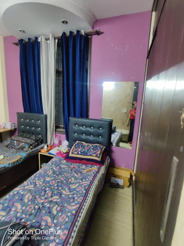 Gsm Pg Hostel New Delhi